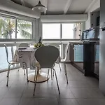 Studio En Duplex , Face A La Mer