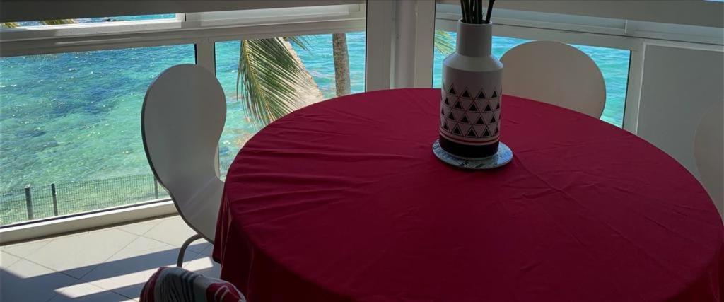 En Duplex , Face A La Le Gosier (Grande-Terre)