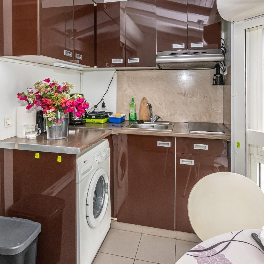 En Duplex , Face A La Appartement *